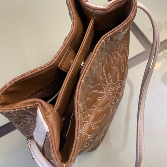 Samoe Square Top Handle Bag Mixed Colors Pockets Size 10H X 8L Brown Tan Beige - Picture 12 of 16